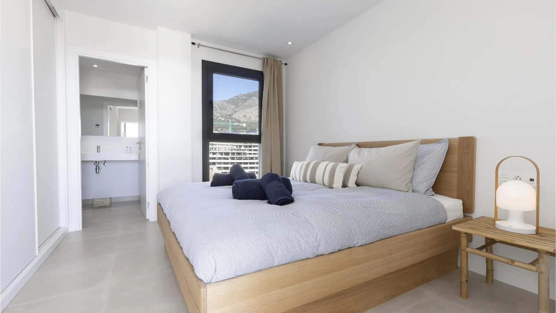 Higueron Skyline Suite Fuengirola
