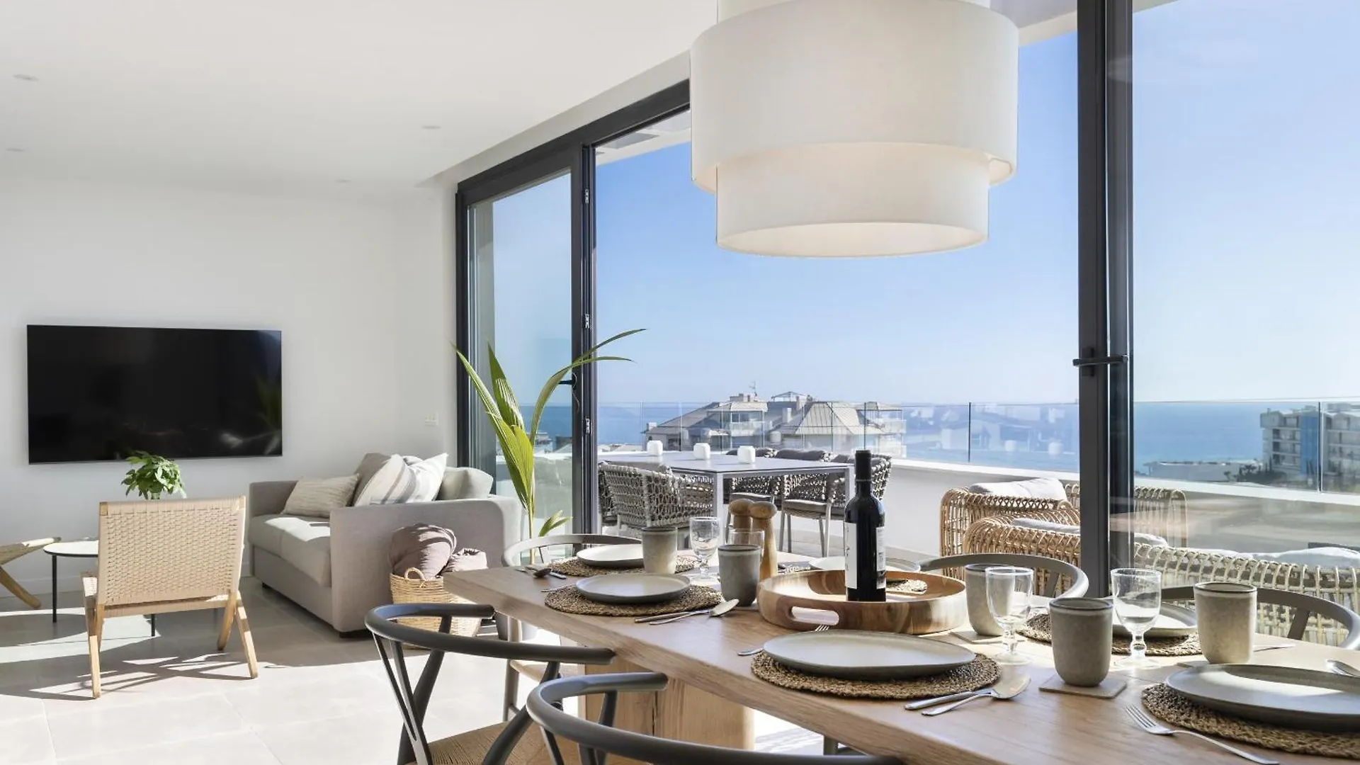 Higueron Skyline Suite Fuengirola