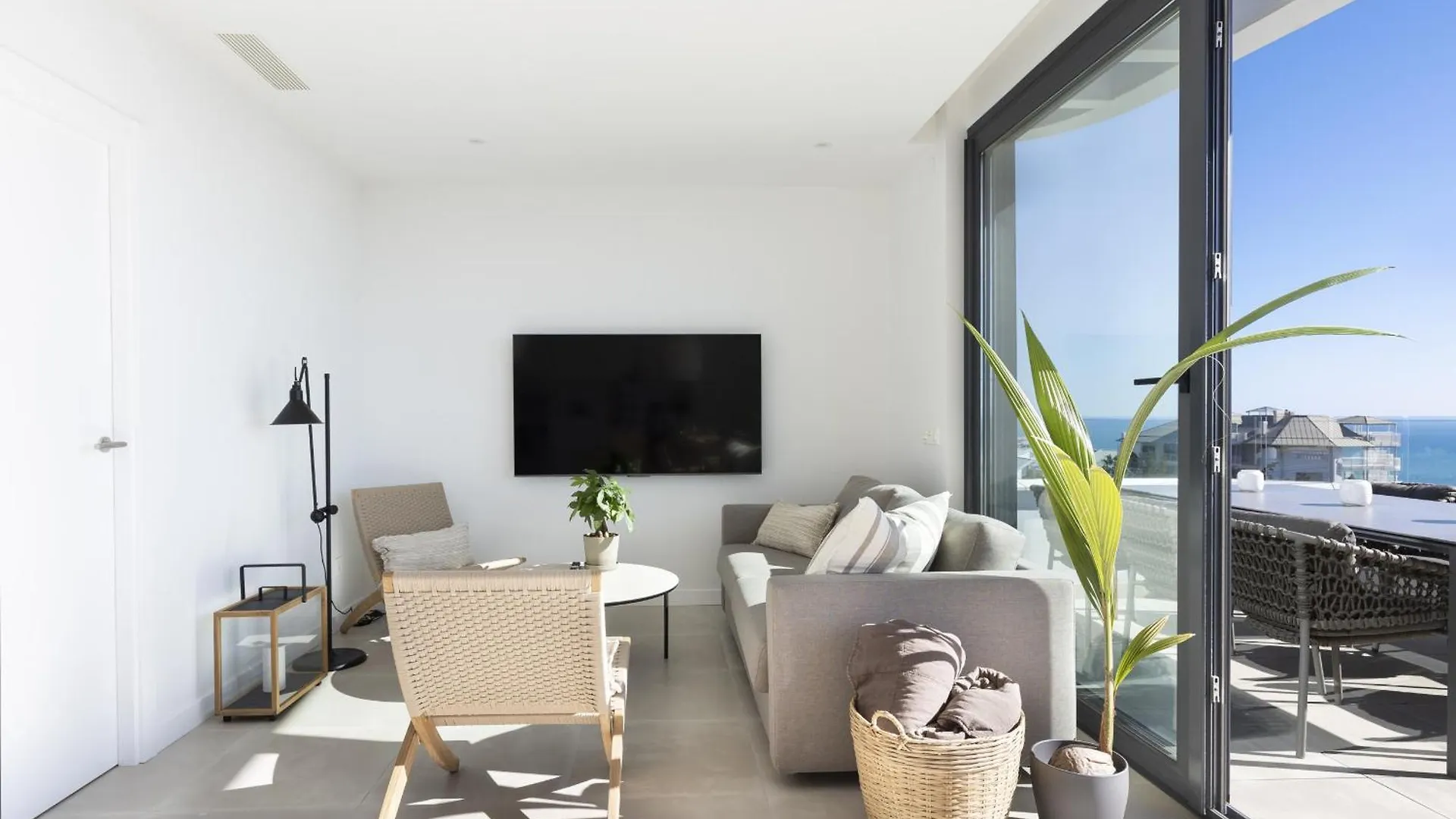Higueron Skyline Suite Fuengirola Apartment